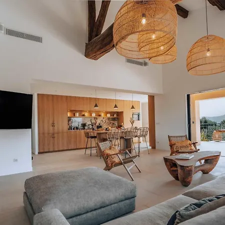 Sumptuous Contemporary - Gassin Hills - 6br12p * 쎙뜨호뻬