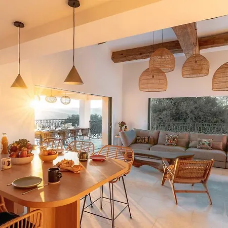 Sumptuous Contemporary - Gassin Hills - 6br12p *
